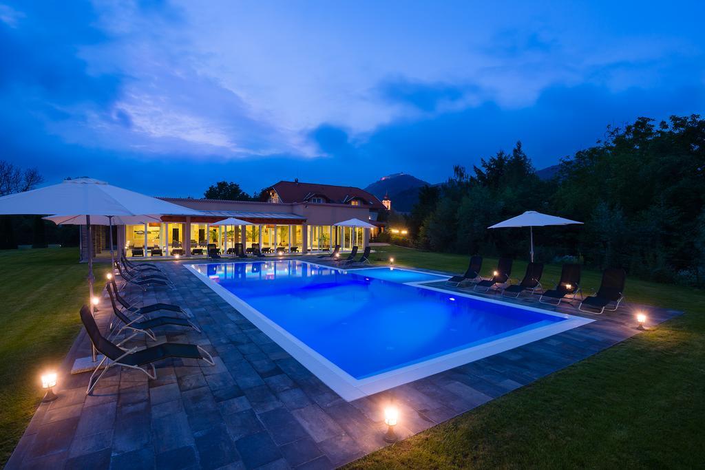Honti Wellness Es Konferencia Szalloda 3*